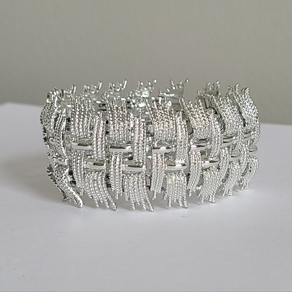 Vintage 60's Coro Silver Tone Bold Wide Chunky Costume Chain Link Bracelet